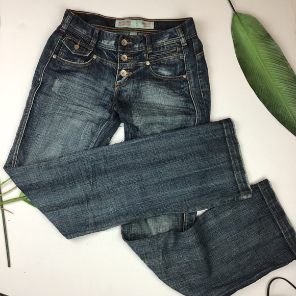 Mossimo Supply Co. Denim - Mossimo Supply Co Boot cut Low rise Size 3